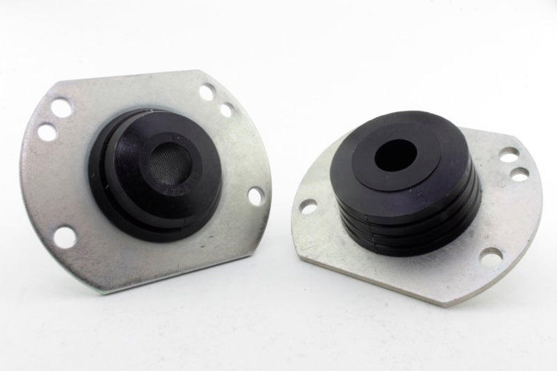 Whiteline Plus 10/02-8/06 Pontiac GTO 8cyl Front Radius Rod - Shim Adjustable Caster Kit Whiteline Plus 10/02-8/06 Pontiac GTO 8cyl Front Radius Rod - Shim Adjustable Caster Kit