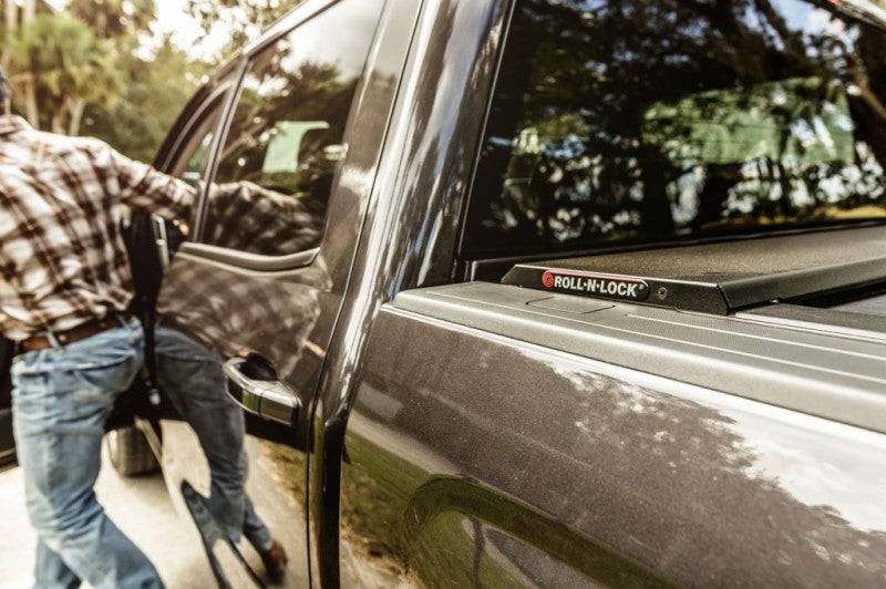 Roll-N-Lock 14-18 Chevy Silverado/Sierra 1500 XSB 68in A-Series Retractable Tonneau Cover Roll-N-Lock 14-18 Chevy Silverado/Sierra 1500 XSB 68in A-Series Retractable Tonneau Cover