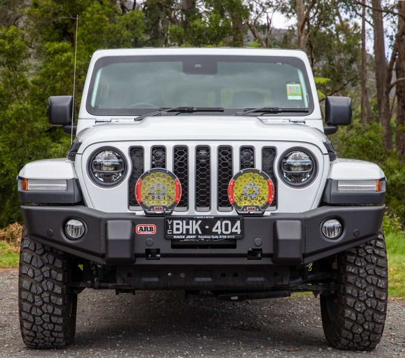 ARB 87-96 Jeep Wrangler YJ/ 97-06 Jeep Wrangler TJ Multi-fit Winch Bumper ARB 87-96 Jeep Wrangler YJ/ 97-06 Jeep Wrangler TJ Multi-fit Winch Bumper