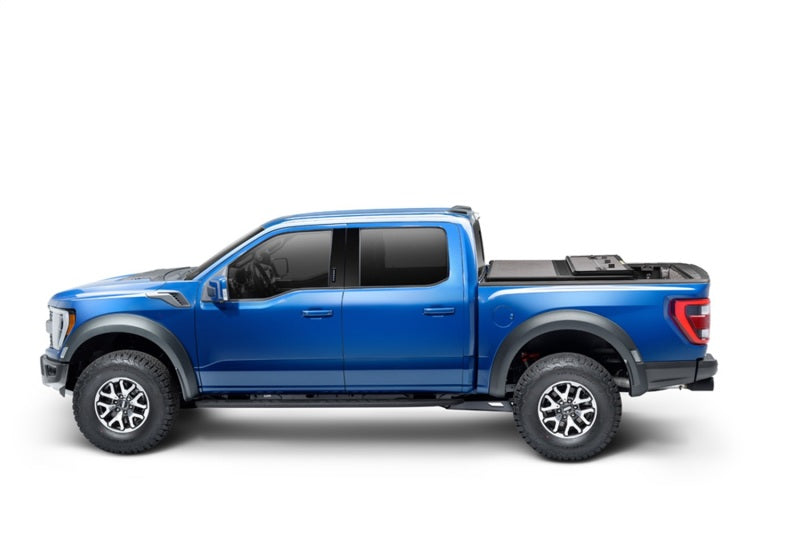 Extang 20-23 Jeep Gladiator w/o Rail Sys. Solid Fold ALX Extang 20-23 Jeep Gladiator w/o Rail Sys. Solid Fold ALX