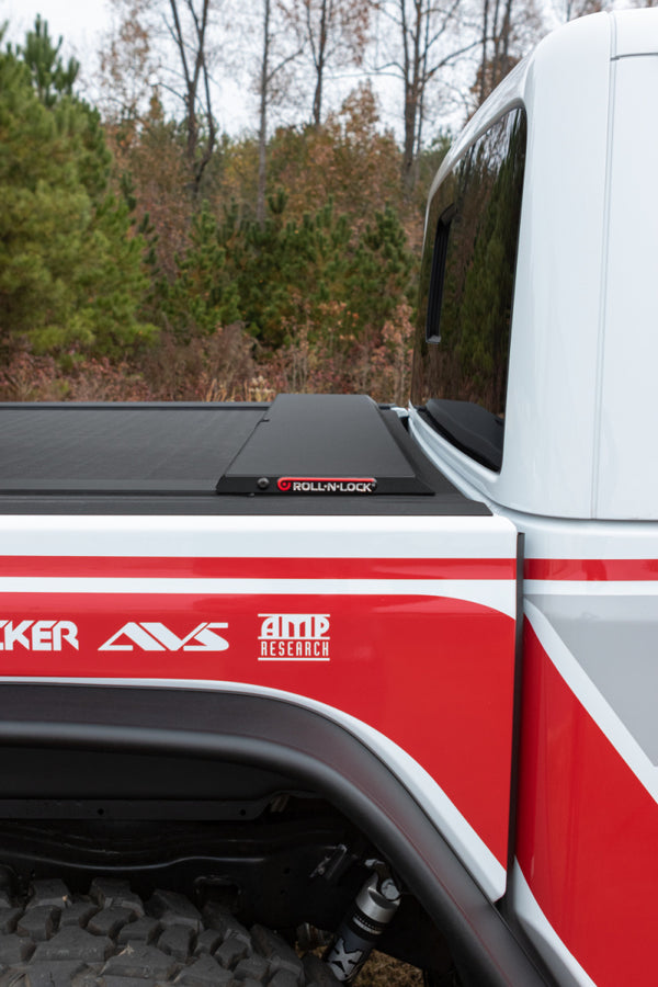 Roll-N-Lock 2020 Jeep Gladiator 5ft bed (w/ Trail Rail System) M-Series Retractable Tonneau Cover Roll-N-Lock 2020 Jeep Gladiator 5ft bed (w/ Trail Rail System) M-Series Retractable Tonneau Cover