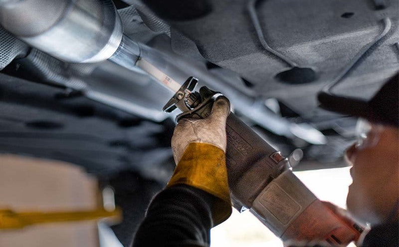 MagnaFlow Catalytic Converter 2 in Inlet 2 in Outlet 11 in Length SS MagnaFlow Catalytic Converter 2 in Inlet 2 in Outlet 11 in Length SS