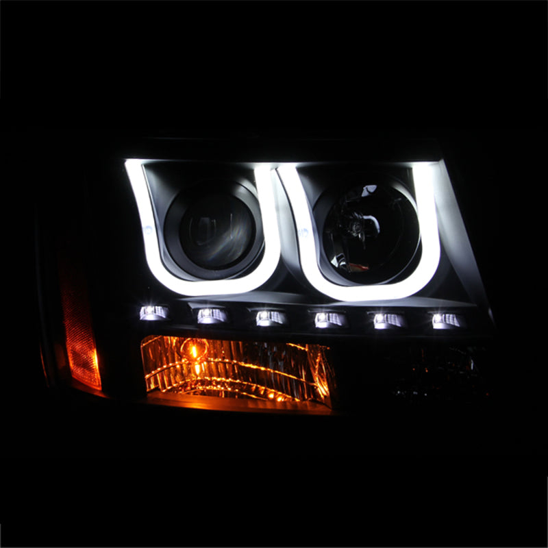ANZO 2007-2013 Chevrolet Avalanche Projector Headlights w/ U-Bar Black ANZO 2007-2013 Chevrolet Avalanche Projector Headlights w/ U-Bar Black