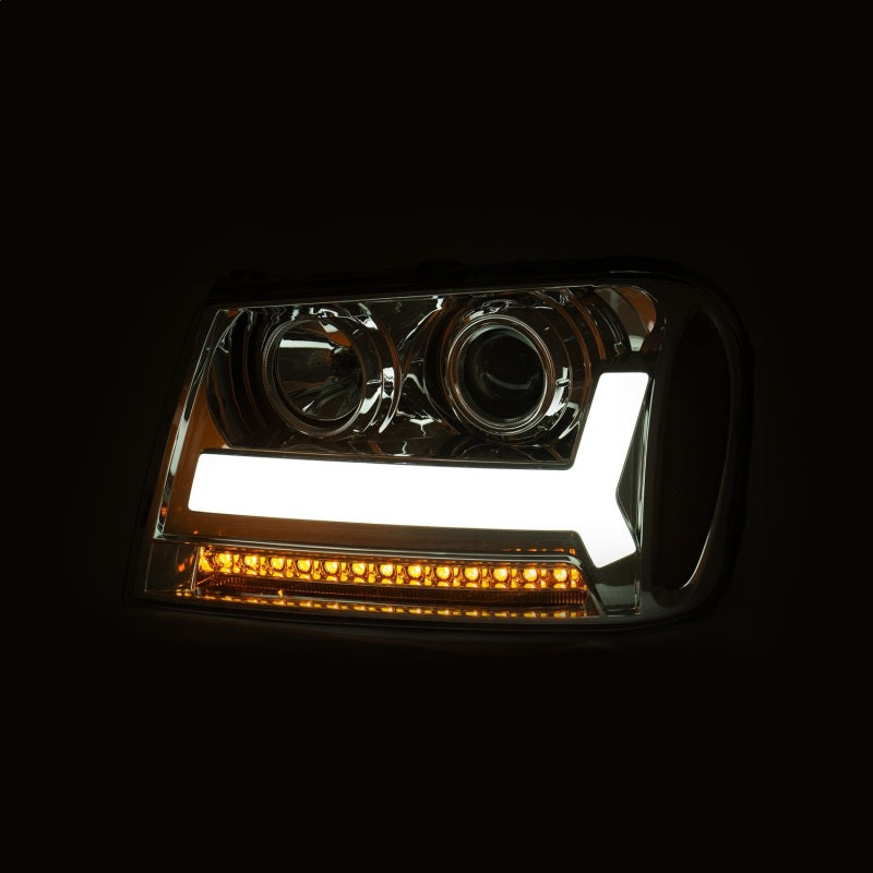 ANZO 2006-2009 Chevrolet Trailblazer Projector Headlights w/ Plank Style Design Chrome w/ Amber ANZO 2006-2009 Chevrolet Trailblazer Projector Headlights w/ Plank Style Design Chrome w/ Amber