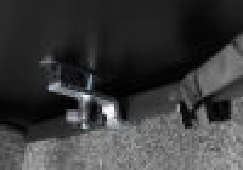 UnderCover 04-21 Ford F-150 5.5ft Triad Bed Cover UnderCover 04-21 Ford F-150 5.5ft Triad Bed Cover