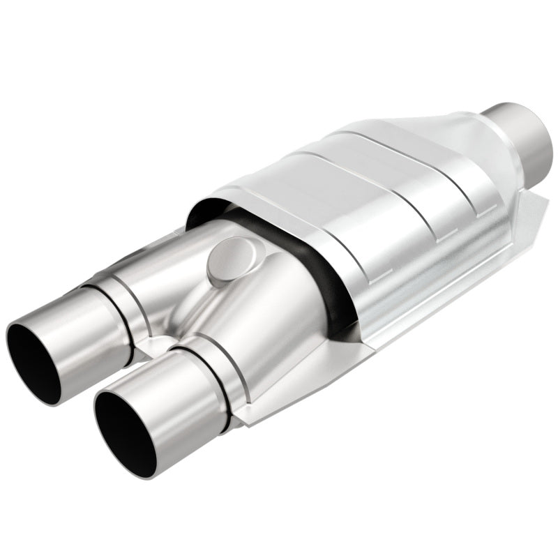 MagnaFlow Conv Univ 2inch Inlet/2.5inch Outlet Dual/Single Oval Shape MagnaFlow Conv Univ 2inch Inlet/2.5inch Outlet Dual/Single Oval Shape
