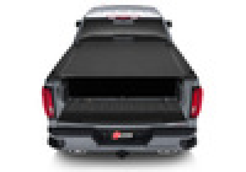 BAK 14-18 Chevy Silverado/GM Sierra Revolver X4s 6.7ft Bed Cover (2014 1500/15-19 1500/2500/3500) BAK 14-18 Chevy Silverado/GM Sierra Revolver X4s 6.7ft Bed Cover (2014 1500/15-19 1500/2500/3500)