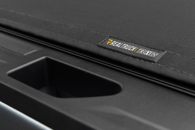 Truxedo 2023 GMC Canyon / Chevrolet Colorado 5ft 2in Bed Pro X15 Tonneau Cover - Matte Black Truxedo 2023 GMC Canyon / Chevrolet Colorado 5ft 2in Bed Pro X15 Tonneau Cover - Matte Black