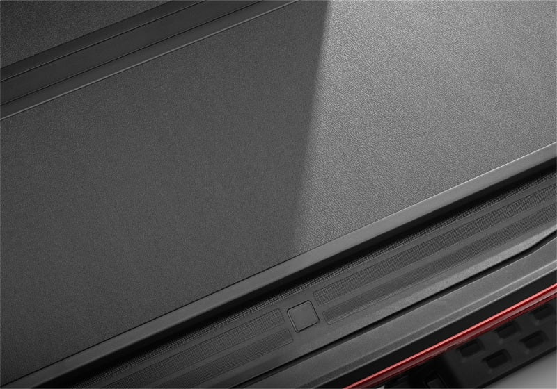 Extang 21-23 Ford F-150 (5ft. 7in. Bed) Solid Fold ALX Extang 21-23 Ford F-150 (5ft. 7in. Bed) Solid Fold ALX