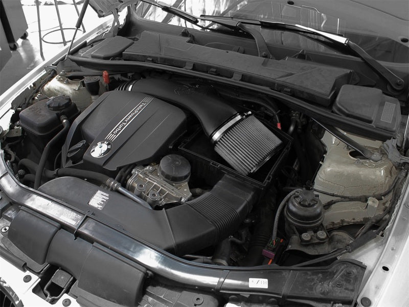 aFe Magnum FORCE Stage-2 Pro DRY S Cold Air Intake System 11-13 BMW 335i/xi (E9x) L6 3.0L (t) N55 aFe Magnum FORCE Stage-2 Pro DRY S Cold Air Intake System 11-13 BMW 335i/xi (E9x) L6 3.0L (t) N55
