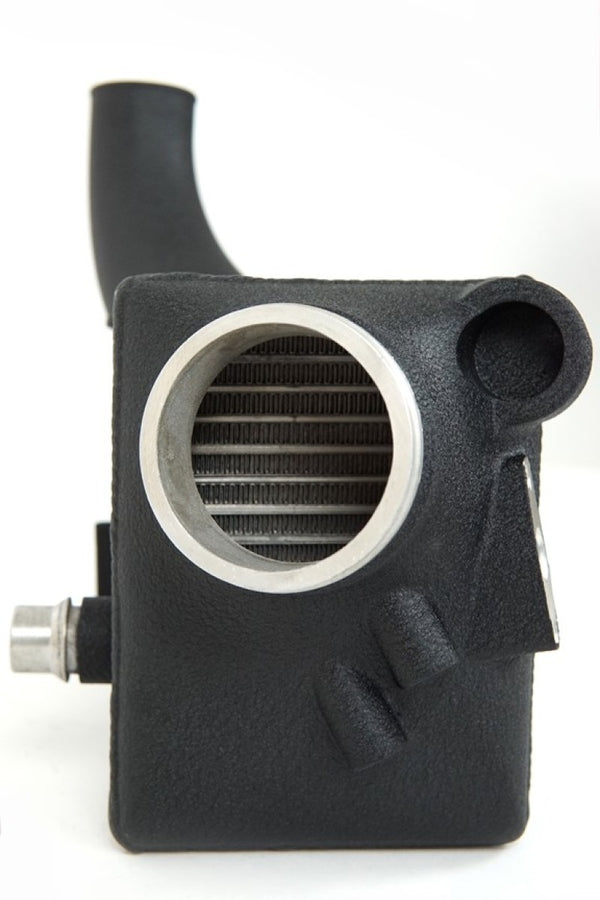 CSF 16-21 BMW M5 (F90) / 17-21 BMW M8 (F91/F92/F93) Twin Charge-Air-Cooler Set - Crinkle Black CSF 16-21 BMW M5 (F90) / 17-21 BMW M8 (F91/F92/F93) Twin Charge-Air-Cooler Set - Crinkle Black