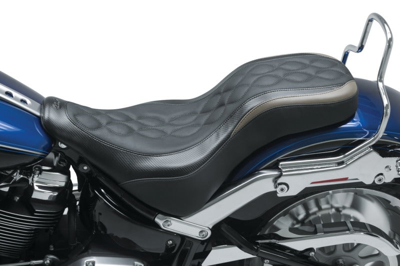 Mustang 18-23 Harley Fat Boy DayTripper 1PC Seat - Black Mustang 18-23 Harley Fat Boy DayTripper 1PC Seat - Black