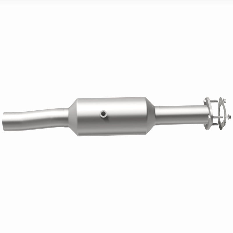 MagnaFlow 16-19 Ford E-450 Super Duty Base V10 6.8L Underbody Direct-Fit Catalytic Converter MagnaFlow 16-19 Ford E-450 Super Duty Base V10 6.8L Underbody Direct-Fit Catalytic Converter