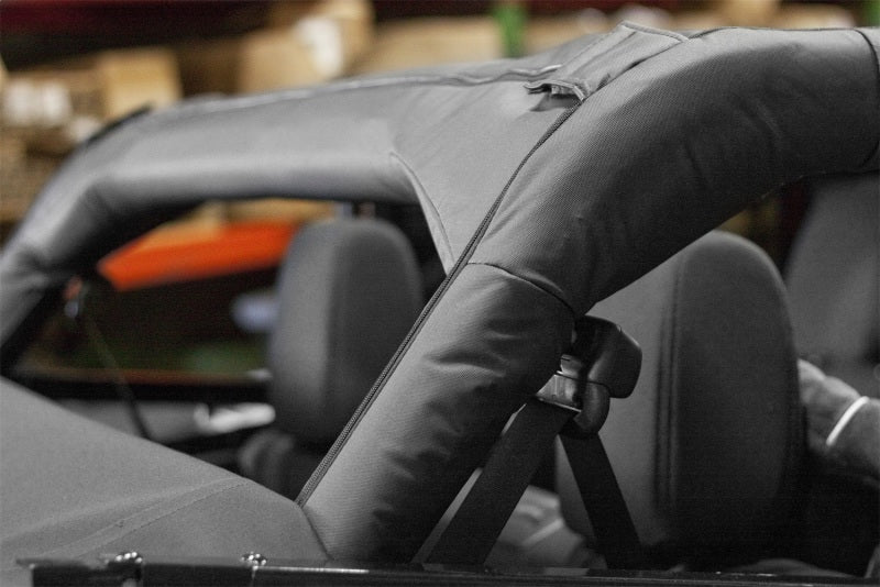 Rugged Ridge Roll Bar Cover Vinyl 07-18 Jeep Wrangler Unlimited JK Rugged Ridge Roll Bar Cover Vinyl 07-18 Jeep Wrangler Unlimited JK