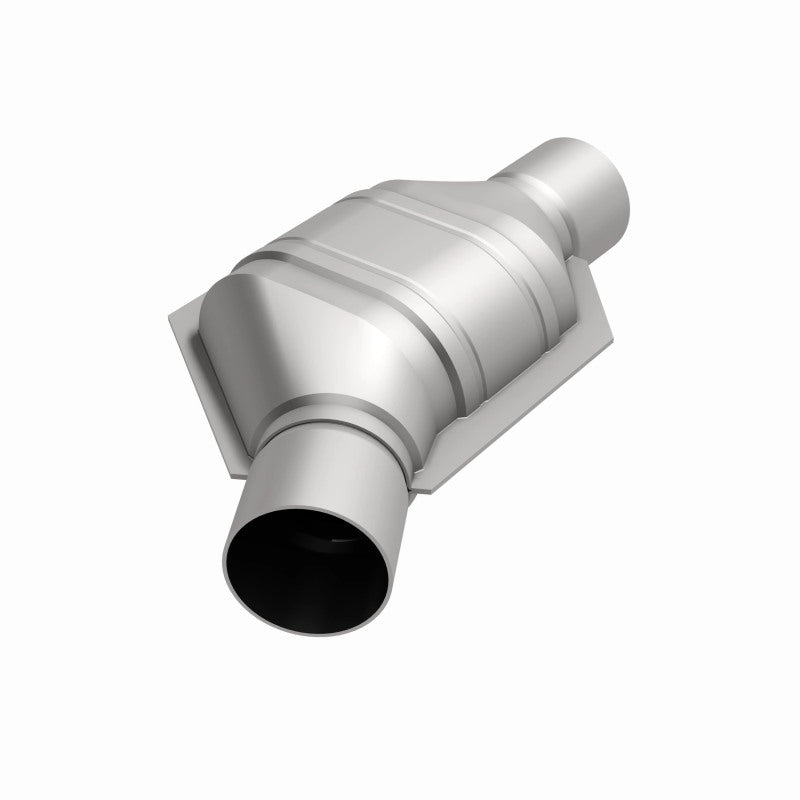 MagnaFlow Conv Univ 2.25in Inlet/Outlet Angled Offset/Center Calif OBDII MagnaFlow Conv Univ 2.25in Inlet/Outlet Angled Offset/Center Calif OBDII