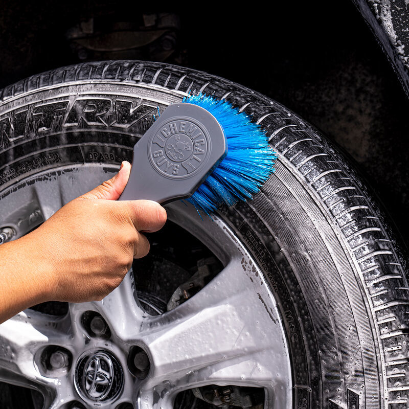 Chemical Guys Stiffy Brush For Tires - Blue Chemical Guys Stiffy Brush For Tires - Blue