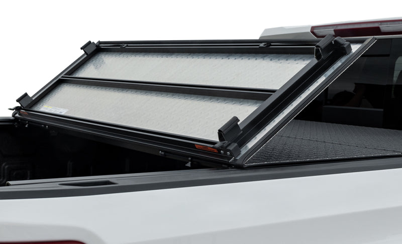 Access LOMAX Pro Series Tri-Fold Cover 2020 Jeep Gladiator 5ft Box (w/Trail Rail) - Blk Diamond Mist Access LOMAX Pro Series Tri-Fold Cover 2020 Jeep Gladiator 5ft Box (w/Trail Rail) - Blk Diamond Mist