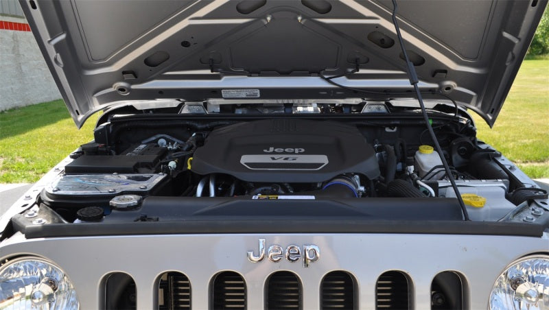 Volant 12-13 Jeep Wrangler 3.6L V6 Pro5 Closed Box Air Intake System Volant 12-13 Jeep Wrangler 3.6L V6 Pro5 Closed Box Air Intake System