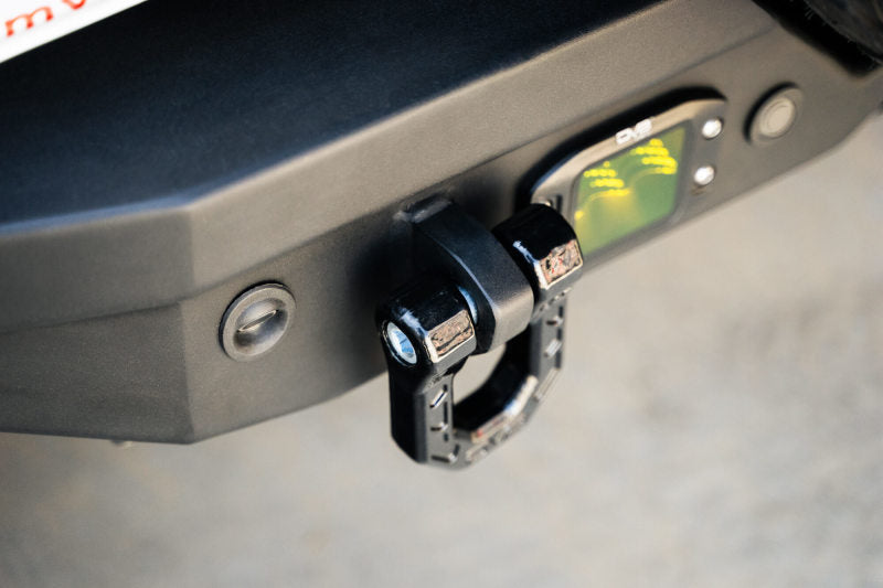 DV8 Offroad Elite Series D-Ring Shackles - Pair (Black) DV8 Offroad Elite Series D-Ring Shackles - Pair (Black)