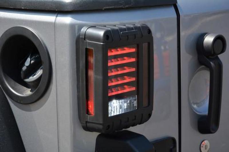 DV8 Offroad 07-18 Jeep Wrangler JK Horizontal LED Tail Light DV8 Offroad 07-18 Jeep Wrangler JK Horizontal LED Tail Light