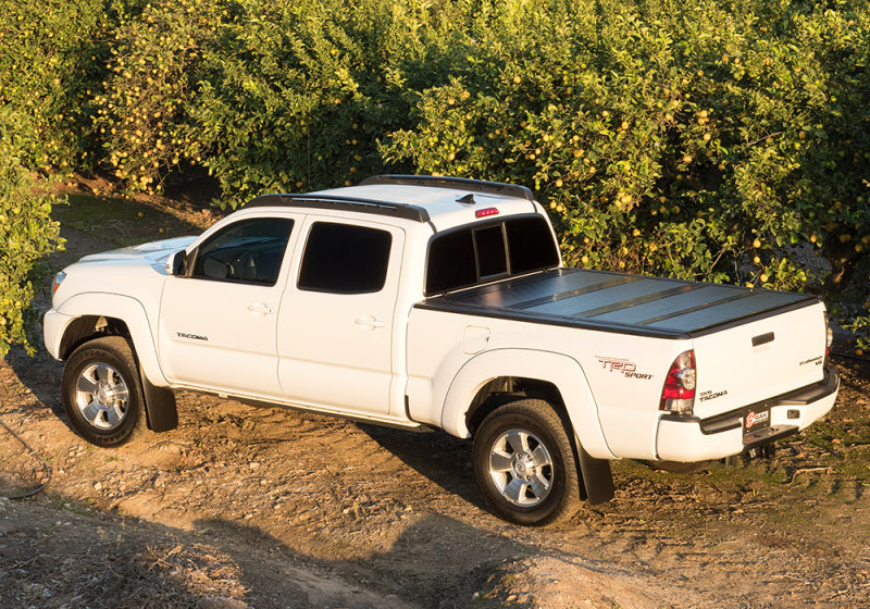 BAK 07-15 Nissan Titan 7ft 1in Bed BAKFlip G2 BAK 07-15 Nissan Titan 7ft 1in Bed BAKFlip G2