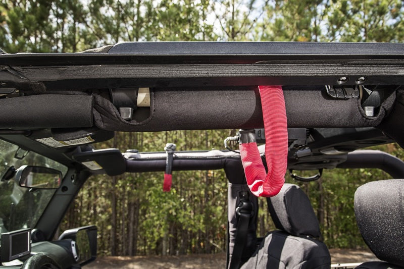 Rugged Ridge 5/16in Rope Shackle and Grab Handle Rugged Ridge 5/16in Rope Shackle and Grab Handle