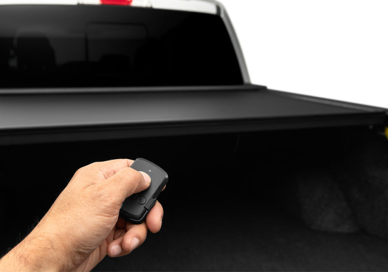 Roll-N-Lock 2021 Ford F-150 67.1in E-Series Retractable Tonneau Cover Roll-N-Lock 2021 Ford F-150 67.1in E-Series Retractable Tonneau Cover
