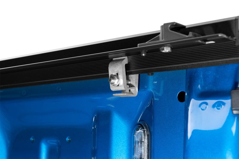 Tonno Pro 09-19 Ford F-150 5.5ft Styleside Lo-Roll Tonneau Cover Tonno Pro 09-19 Ford F-150 5.5ft Styleside Lo-Roll Tonneau Cover