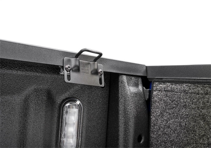 Extang 15-20 Ford F-150 (6ft. 7in. Bed) Solid Fold ALX Extang 15-20 Ford F-150 (6ft. 7in. Bed) Solid Fold ALX