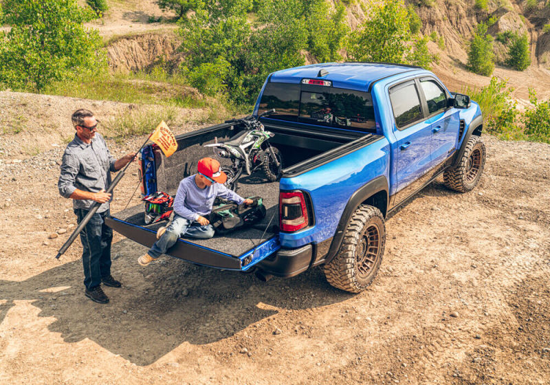 Retrax 15-22 Ford F-150 Super Crew/Super Cab & F-150 Lightning (5.5ft. Bed) Retrax IX Retrax 15-22 Ford F-150 Super Crew/Super Cab & F-150 Lightning (5.5ft. Bed) Retrax IX