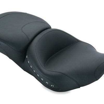 Mustang 97-07 Harley Rd King, 06-07 Str Glide, 00-05 Eagle Touring 1PC Seat w/Studs - Black