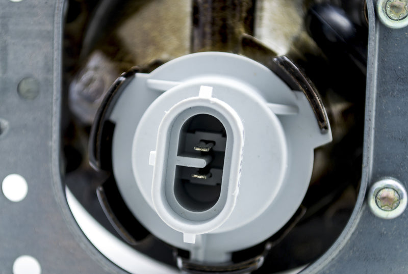 Hella 08-11 Mercedes Benz C350 Sport AMG Left Fog Lamp Assembly Hella 08-11 Mercedes Benz C350 Sport AMG Left Fog Lamp Assembly