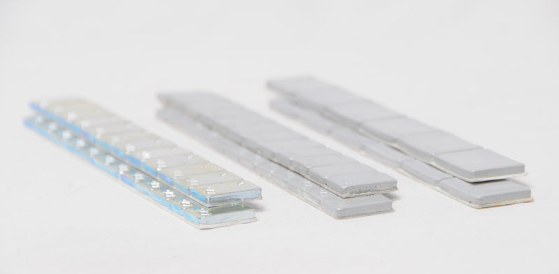 Wheel Mate Spiked Lug Nuts Set of 32 - Black 9/16in Wheel Mate Spiked Lug Nuts Set of 32 - Black 9/16in