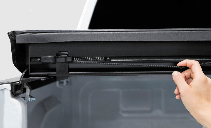 Access Limited 06-08 I-350 I-370 Crew Cab 5ft Bed Roll-Up Cover Access Limited 06-08 I-350 I-370 Crew Cab 5ft Bed Roll-Up Cover
