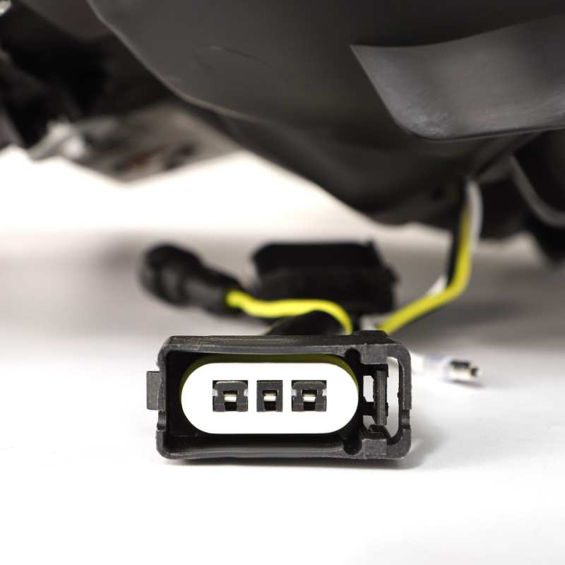 AlphaRex 11-16 Ford F-350 SD NOVA LED Projector Headlights Plank Style Blk w/Activ Light/Seq Signal AlphaRex 11-16 Ford F-350 SD NOVA LED Projector Headlights Plank Style Blk w/Activ Light/Seq Signal