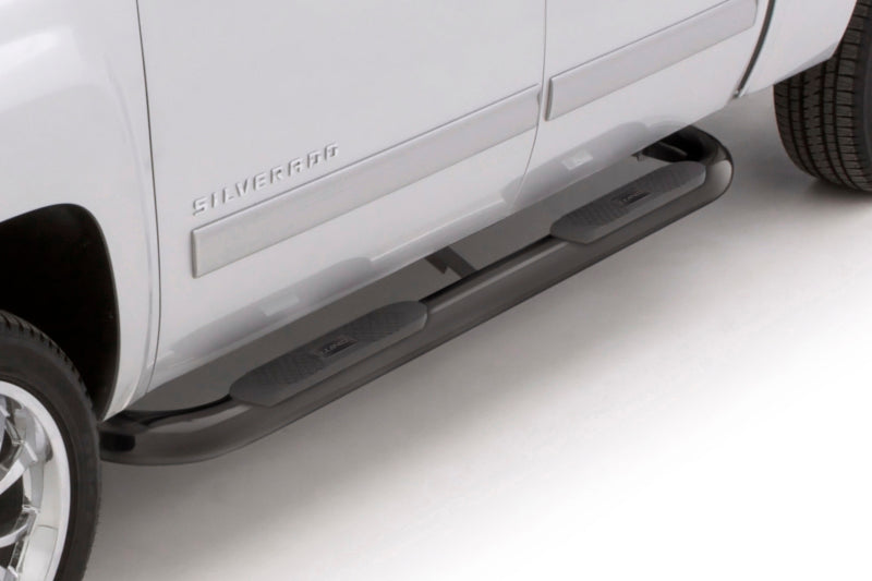 Lund 15-18 Ford F-150 SuperCrew 4in. Oval Curved Steel Nerf Bars - Black Lund 15-18 Ford F-150 SuperCrew 4in. Oval Curved Steel Nerf Bars - Black