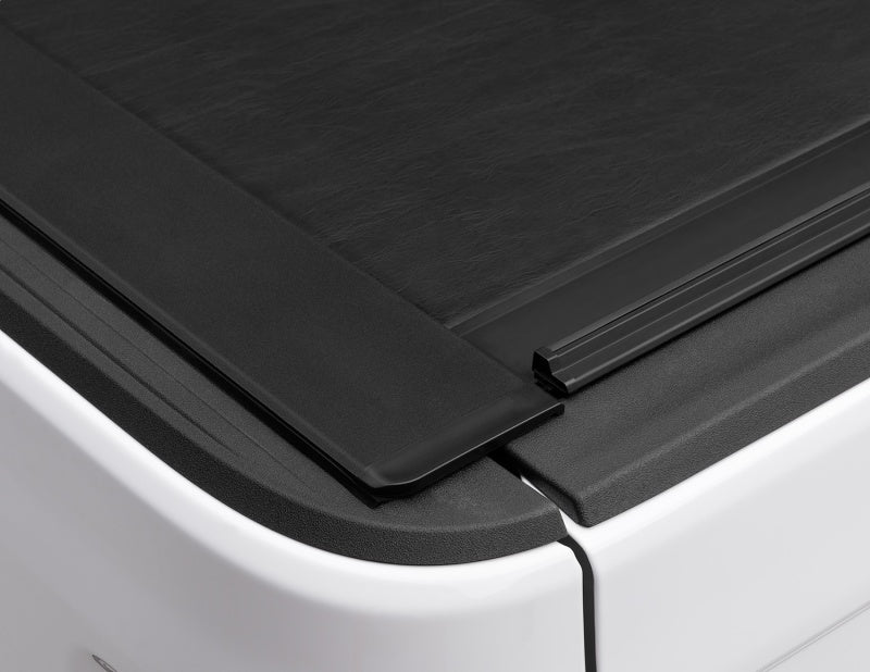 Roll-N-Lock 2020 Jeep Gladiator 5ft bed (w/ Trail Rail System) M-Series Retractable Tonneau Cover Roll-N-Lock 2020 Jeep Gladiator 5ft bed (w/ Trail Rail System) M-Series Retractable Tonneau Cover