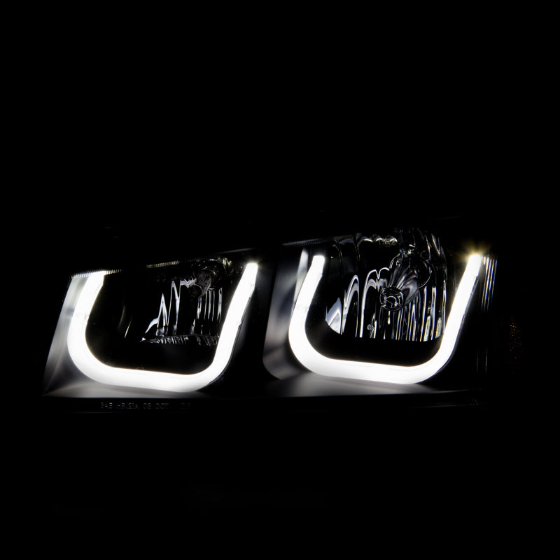 ANZO 2003-2006 Chevrolet Silverado 1500 Projector Headlights w/ U-Bar Black ANZO 2003-2006 Chevrolet Silverado 1500 Projector Headlights w/ U-Bar Black