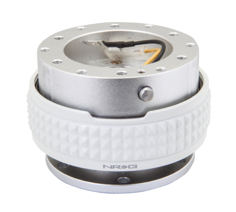 NRG Quick Release Kit - Pyramid Edition - Silver Body / Glow In The Dark Pyramid Ring NRG Quick Release Kit - Pyramid Edition - Silver Body / Glow In The Dark Pyramid Ring