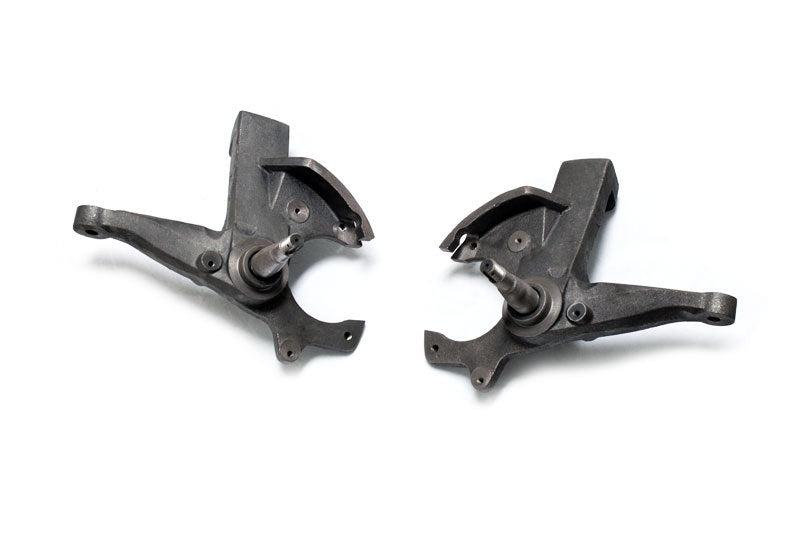 MaxTrac 88-91 GM C1500/2500 2WD Standard Cab 5/6 Lug 2in Front Lowering Spindles MaxTrac 88-91 GM C1500/2500 2WD Standard Cab 5/6 Lug 2in Front Lowering Spindles
