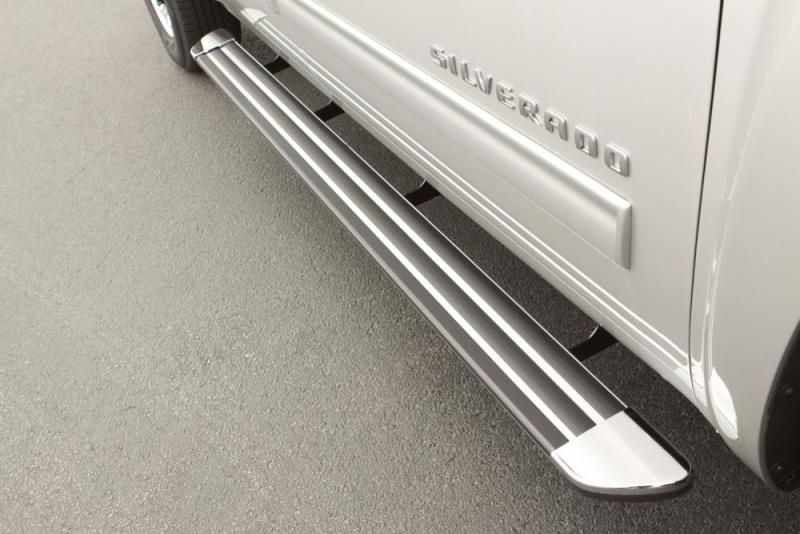 Lund 07-17 Chevy Silverado 1500 Crew Cab Crossroads 87in. Running Board Kit - Chrome Lund 07-17 Chevy Silverado 1500 Crew Cab Crossroads 87in. Running Board Kit - Chrome