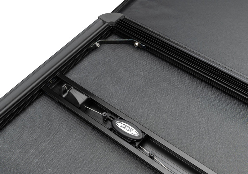 Extang 2021 Ford F150 (5 1/2 ft Bed) Trifecta ALX Extang 2021 Ford F150 (5 1/2 ft Bed) Trifecta ALX