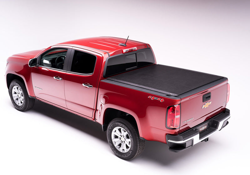 Truxedo 2023 GMC Canyon/Chevrolet Colorado 5ft 2in Deuce Bed Cover Truxedo 2023 GMC Canyon/Chevrolet Colorado 5ft 2in Deuce Bed Cover