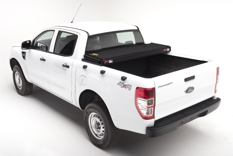 Extang 05-16 Nissan Frontier(5ft Bed) (w/ or w/o Track Sys) (5ft) Solid Fold 2.0 Extang 05-16 Nissan Frontier(5ft Bed) (w/ or w/o Track Sys) (5ft) Solid Fold 2.0