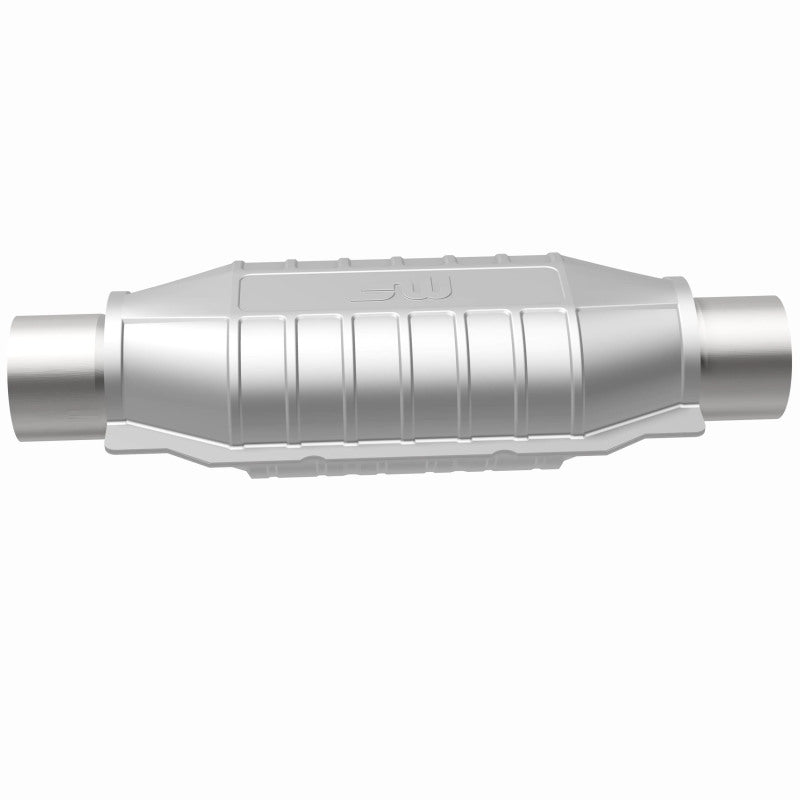 MagnaFlow Conv Universal 2.25in Inlet/Outlet Center/Center Oval MagnaFlow Conv Universal 2.25in Inlet/Outlet Center/Center Oval