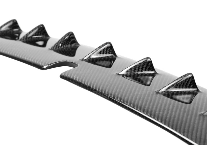 Seibon 08-10 Mitsubishi Evo 10 SA-Style Carbon Fiber Roof Fin Spoiler *excl Evo w/Sound Pack/Sunroof Seibon 08-10 Mitsubishi Evo 10 SA-Style Carbon Fiber Roof Fin Spoiler *excl Evo w/Sound Pack/Sunroof