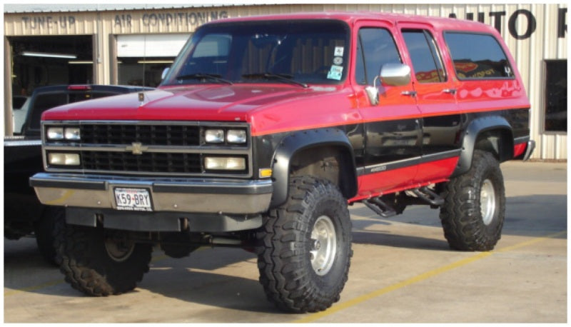 Bushwacker 75-80 Chevy K10 Suburban Cutout Style Flares 2pc - Black Bushwacker 75-80 Chevy K10 Suburban Cutout Style Flares 2pc - Black