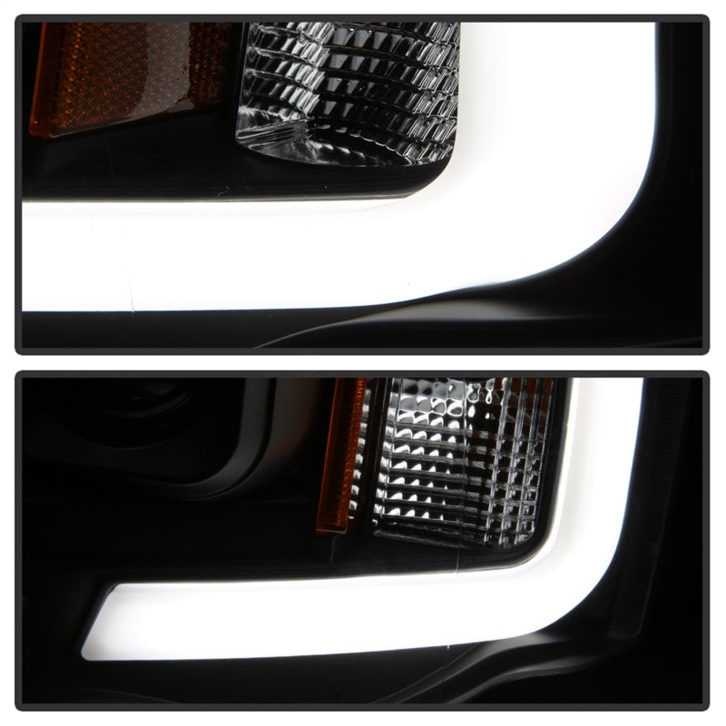 Spyder 02-05 Dodge Ram 1500 Light Bar Projector Headlights - Black (PRO-YD-DR02V2-LB-BK) Spyder 02-05 Dodge Ram 1500 Light Bar Projector Headlights - Black (PRO-YD-DR02V2-LB-BK)