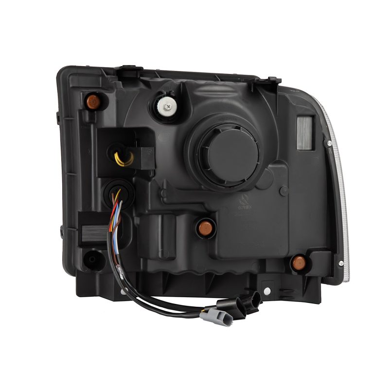 AlphaRex 05-07 Ford F250/350/450/550 Super Duty NOVA LED Proj HL Blk w/Actv Light & Seq Sig + SB DRL AlphaRex 05-07 Ford F250/350/450/550 Super Duty NOVA LED Proj HL Blk w/Actv Light & Seq Sig + SB DRL