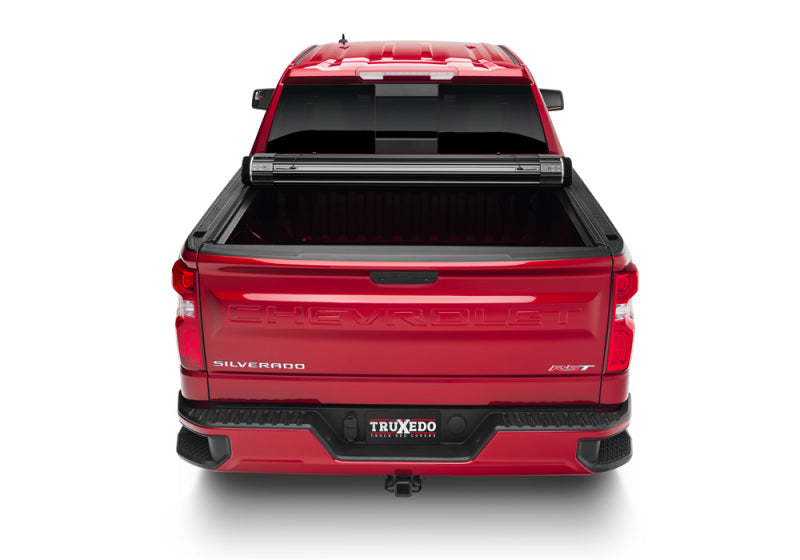 Truxedo 20-21 GMC Sierra & Chevrolet Silverado 1500 (New Body) w/CarbonPro 5ft 9in Sentry Bed Cove Truxedo 20-21 GMC Sierra & Chevrolet Silverado 1500 (New Body) w/CarbonPro 5ft 9in Sentry Bed Cove